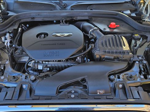 Used 2019 MINI Cooper 2-Door Hardtop image 12