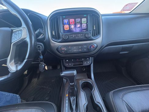 Used 2017 GMC Canyon Denali image 10