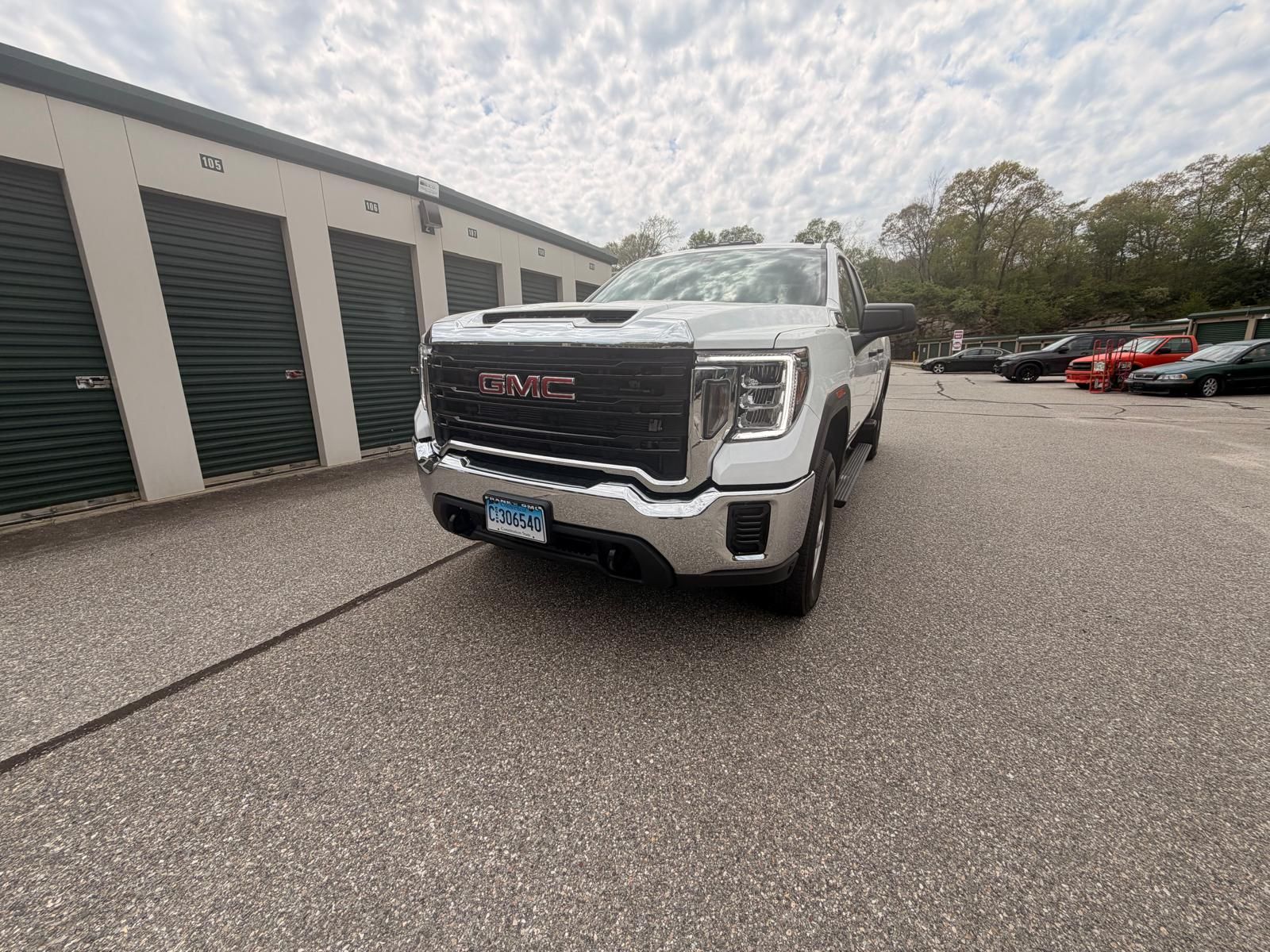 Used 2023 GMC Sierra 3500 Pro w/ Gooseneck/5TH Wheel Package AWD/4WD image 2