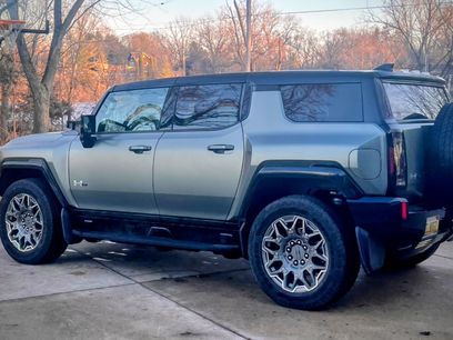 Used 2024 GMC Hummer EV 3X w/ LPO, Illumination Package
