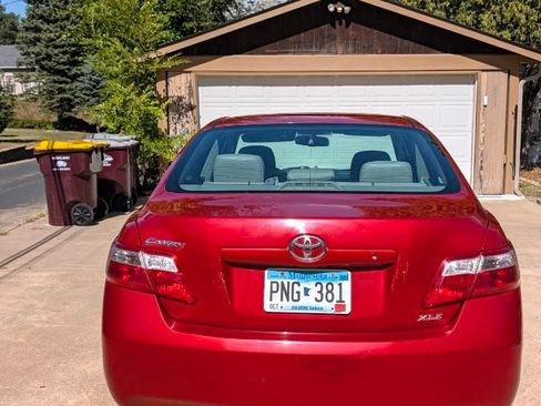 Used 2009 Toyota Camry XLE FWD image 5