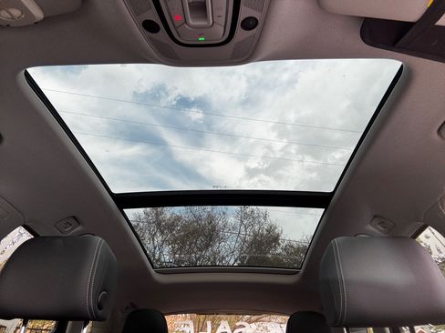 Used 2021 Audi Q5 2.0T Premium w/ Convenience Package image 14