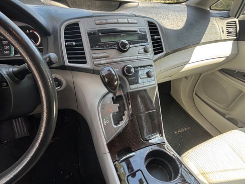 Used 2009 Toyota Venza AWD image 1