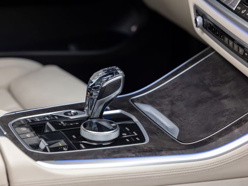 Used 2022 BMW X5 xDrive45e w/ Executive Package image 23