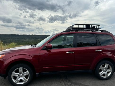 Used 2009 Subaru Forester 2.5X L.L. Bean image 1