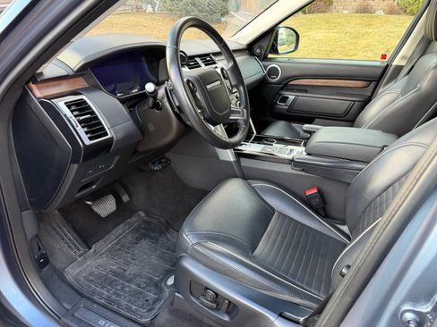 Used 2019 Land Rover Discovery HSE Luxury image 14