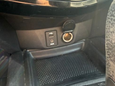 Used 2015 Nissan Rogue SL w/ SL Premium Package image 17