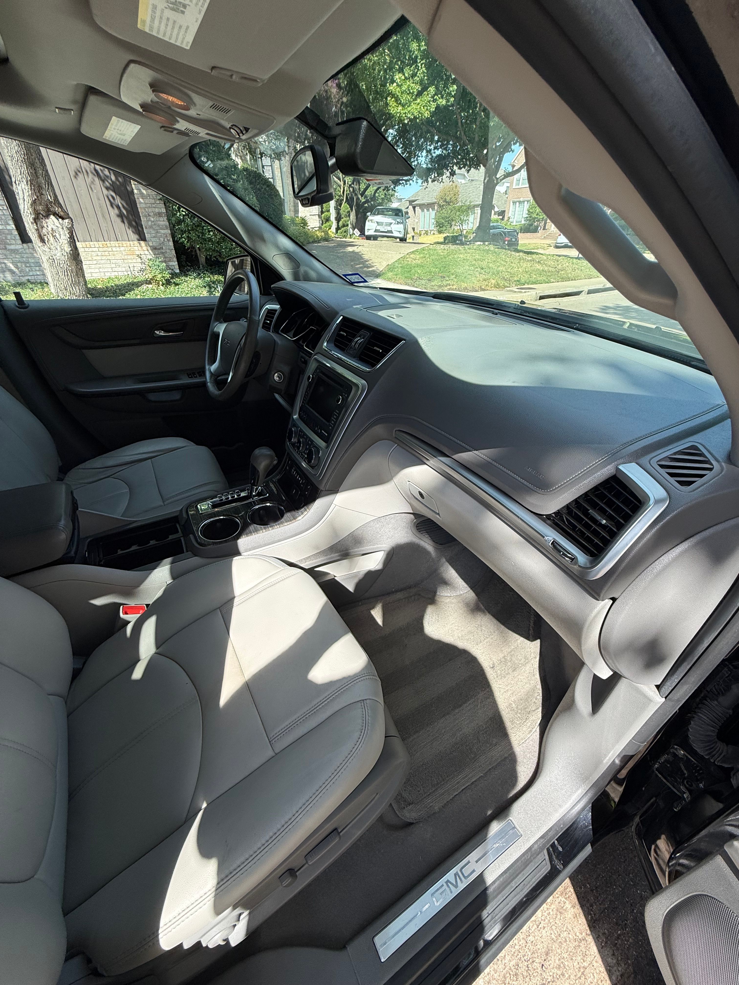 Used 2017 GMC Acadia Limited SLT FWD image 11