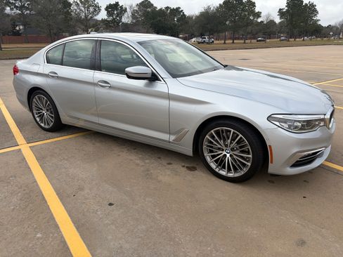 Used 2018 BMW 540i image 6