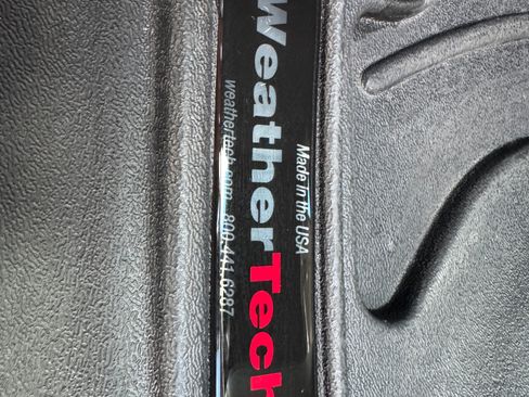 Used 2019 GMC Yukon Denali image 27