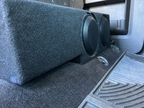 Used 2010 Ford F350 Lariat image 13