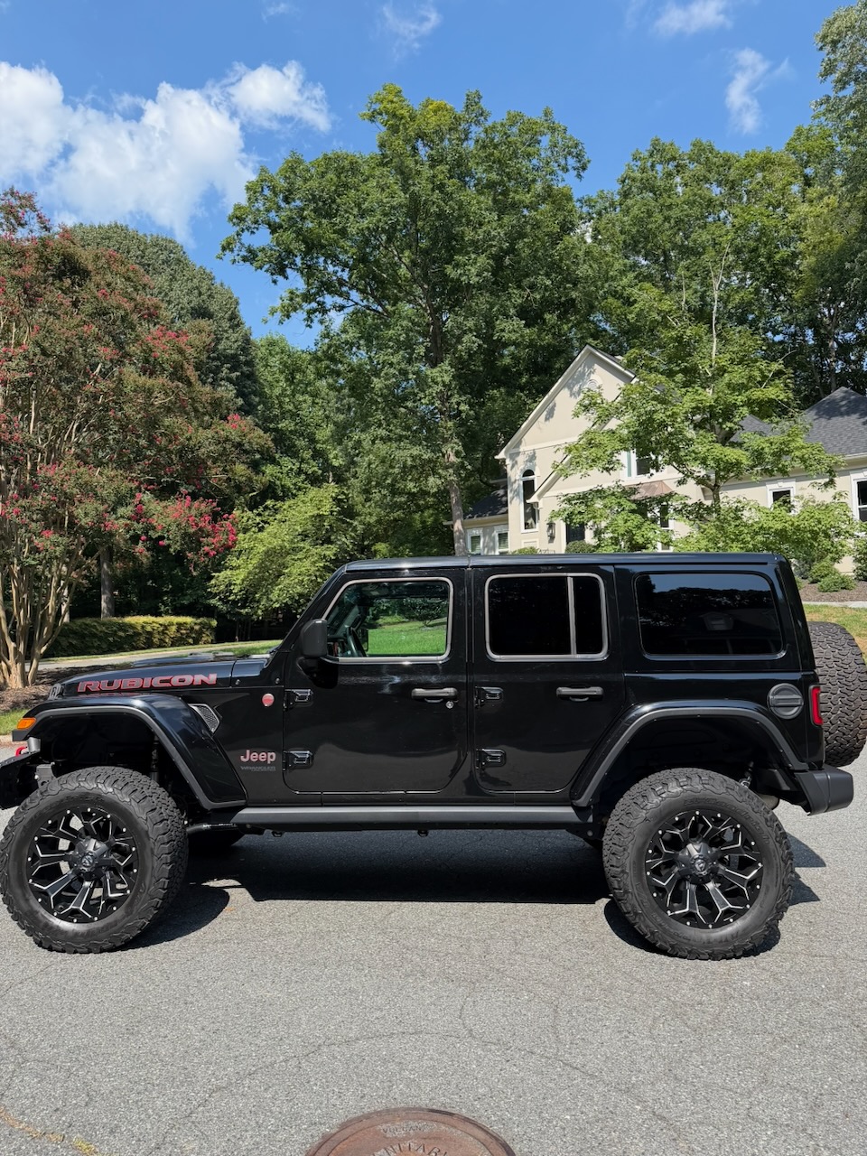 Used 2018 Jeep Wrangler Unlimited Rubicon AWD/4WD image 2