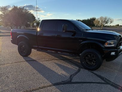 Used 2015 RAM 2500 Laramie w/ Black Appearance Group