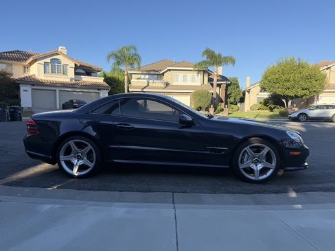 Used 2009 Mercedes-Benz SL 550 image 5