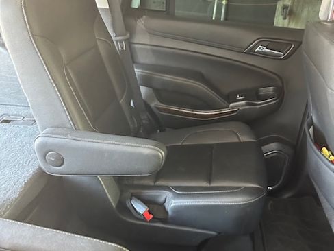 Used 2019 Chevrolet Tahoe LT image 15