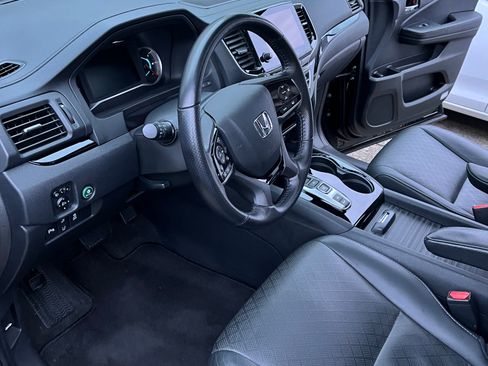 Used 2019 Honda Passport Touring image 12