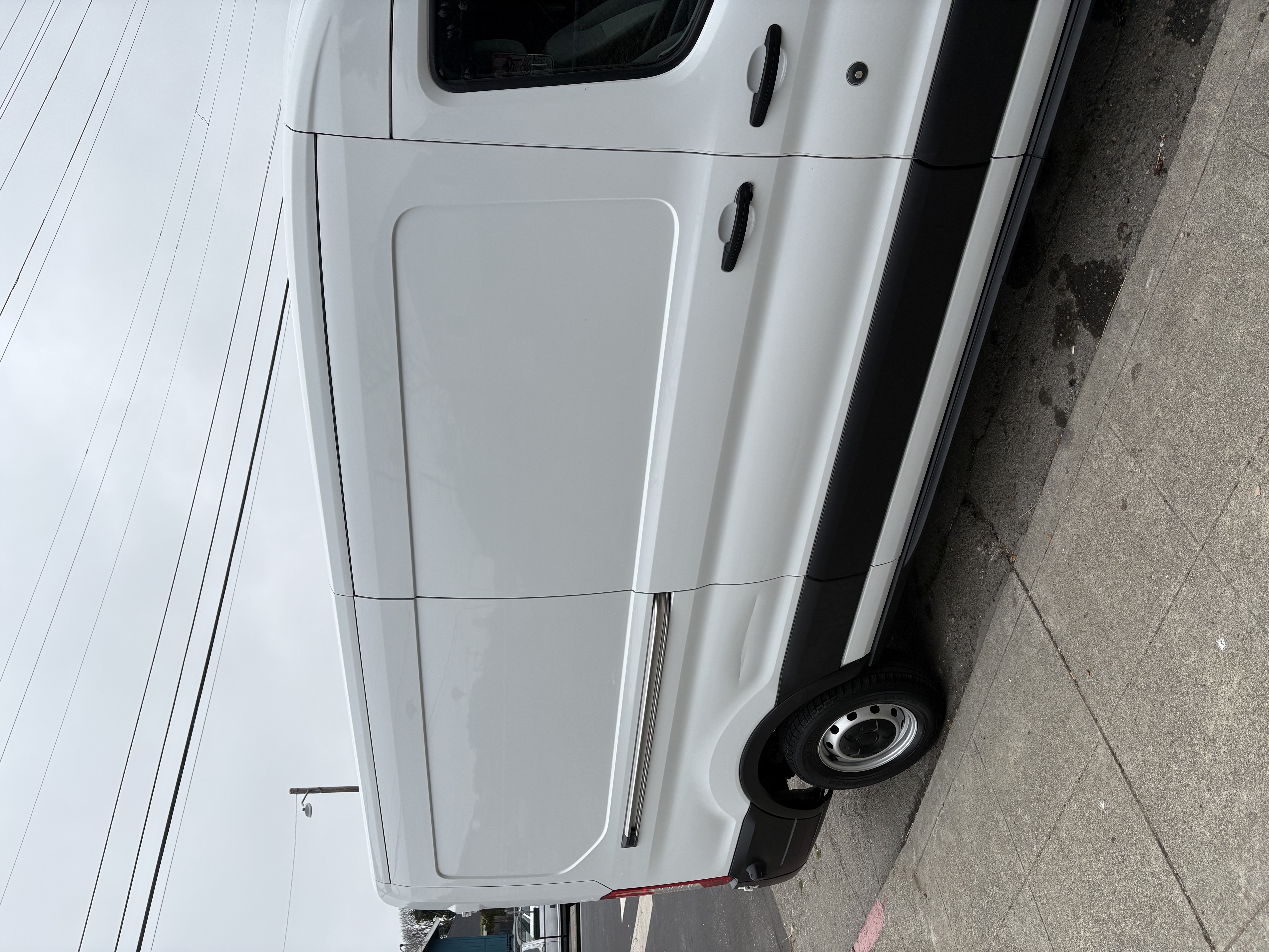 Used 2019 Ford Transit 250 148 Medium Roof w/ Interior Upgrade Package RWD image 4