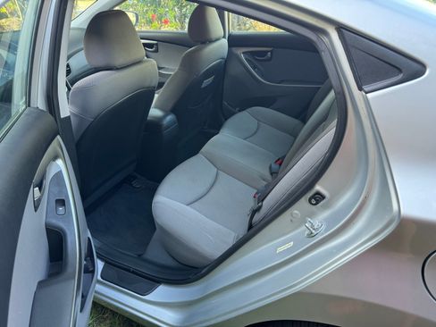 Used 2012 Hyundai Elantra GLS w/ Comfort Pkg 2 image 8