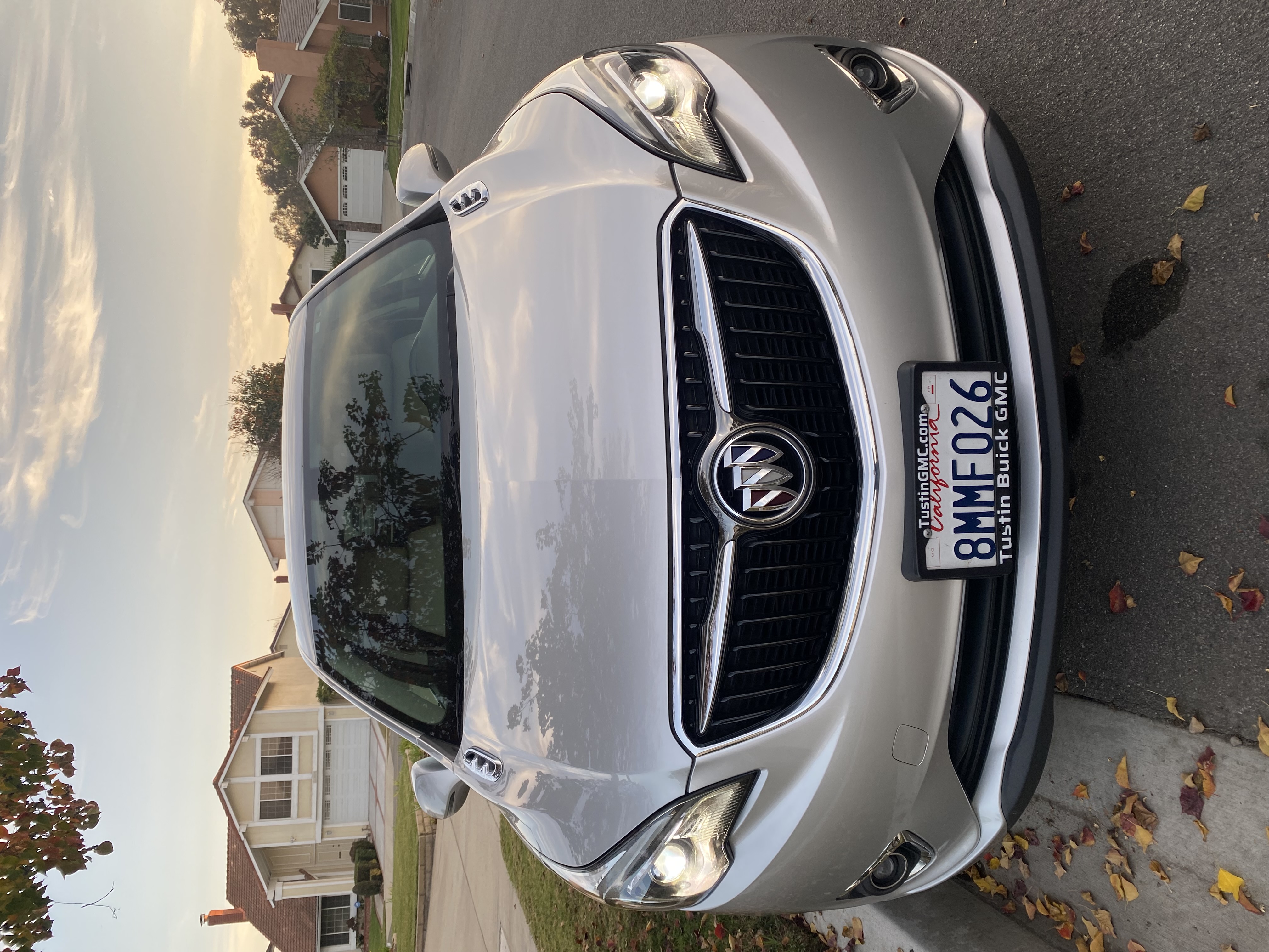 Used 2019 Buick Envision Preferred FWD image 1