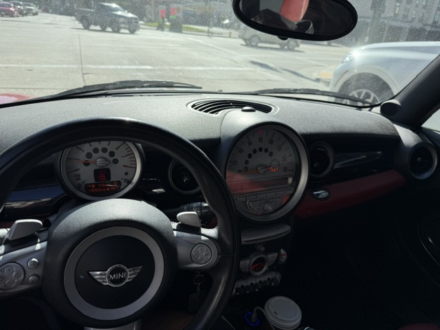 Used 2009 MINI Cooper S FWD image 9