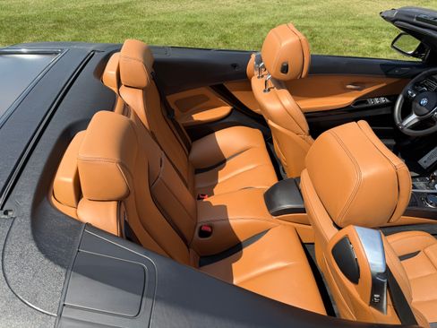Used 2018 BMW 640i Convertible RWD image 19