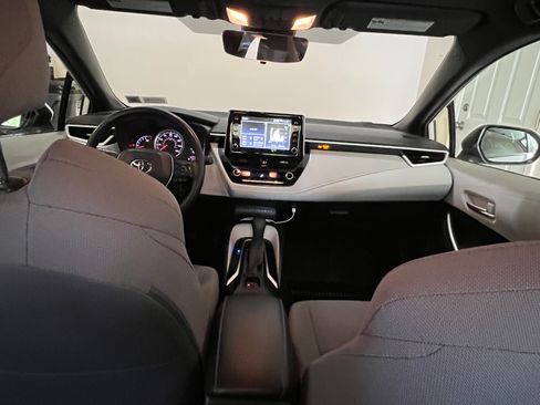 Used 2020 Toyota Corolla SE FWD image 13