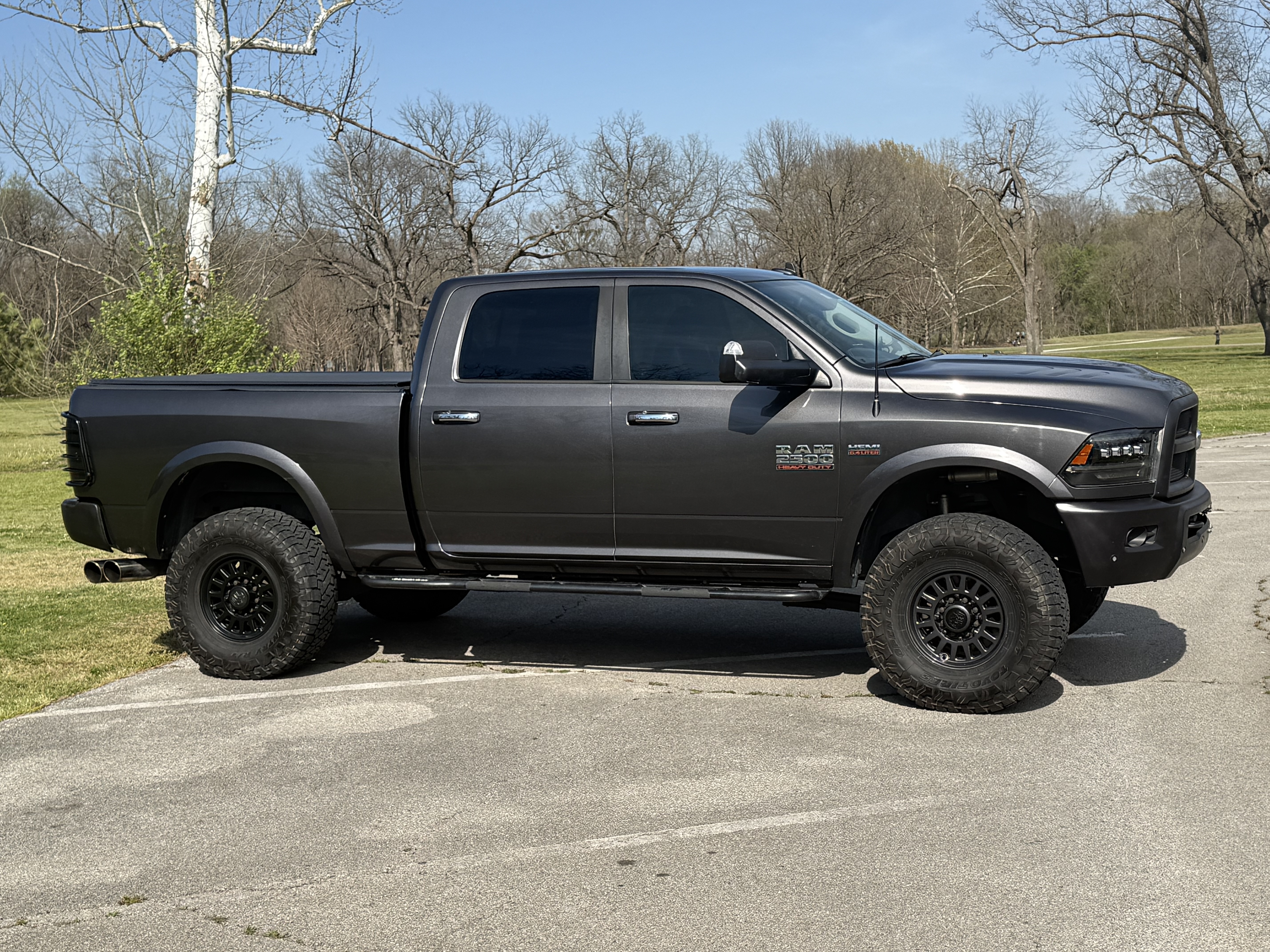 Used 2016 RAM 2500 Power Wagon Laramie AWD/4WD image 2