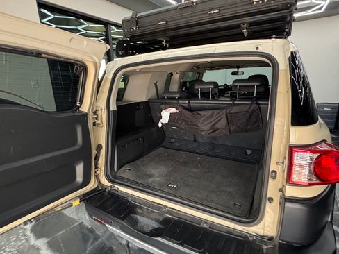 Used 2008 Toyota FJ Cruiser 4WD image 15