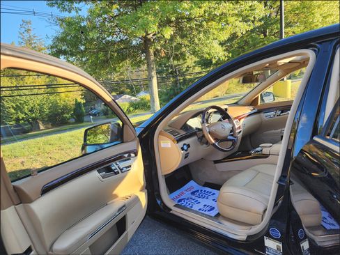 Used 2013 Mercedes-Benz S 550 4MATIC image 6