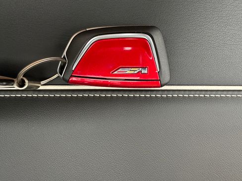 Used 2023 Cadillac Escalade V w/ LPO, ONYX Package image 21