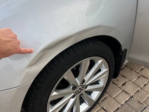 Used 2014 Volkswagen Golf TDI image 31