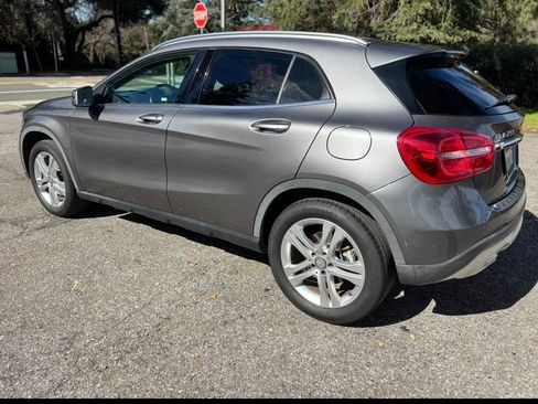 Used 2015 Mercedes-Benz GLA 250 4MATIC image 9