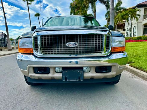 Used 2001 Ford Excursion Limited image 5