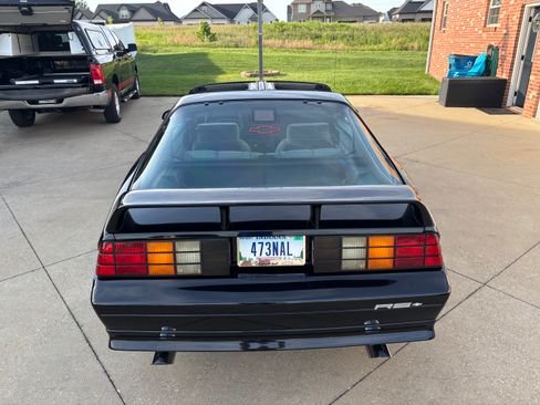Used 1992 Chevrolet Camaro RS RWD image 8