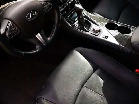Used 2014 INFINITI Q50 Premium w/ Technology Package RWD image 24