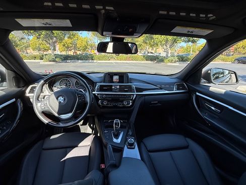 Used 2018 BMW 330i Sedan image 11