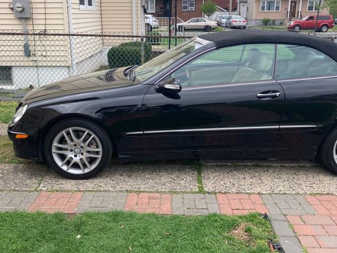 Used 2009 Mercedes-Benz CLK 350 Cabriolet image 12