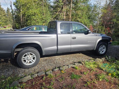 Used 2002 Dodge Dakota SLT image 1