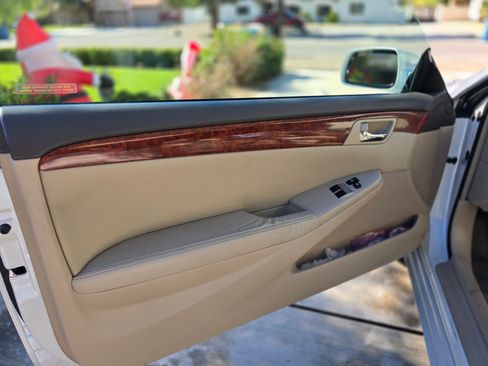 Used 2006 Toyota Solara SLE image 17