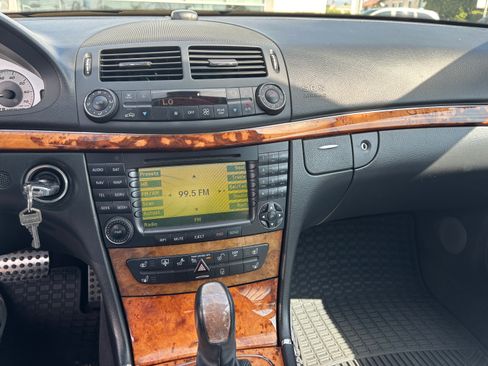Used 2006 Mercedes-Benz E 55 AMG Sedan image 13