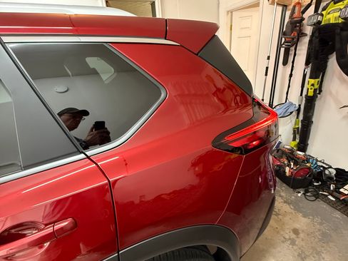 Used 2023 Nissan Rogue SV w/ SV Premium B Package image 16