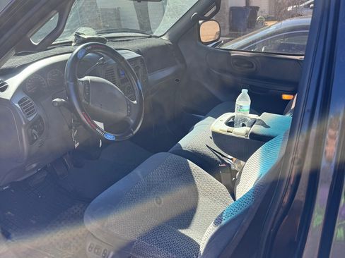 Used 2001 Ford F150 2WD SuperCab image 4