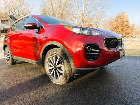 Used 2017 Kia Sportage EX w/ EX Technology Package image 1