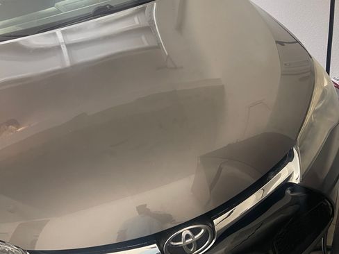 Used 2017 Toyota Camry SE FWD image 2