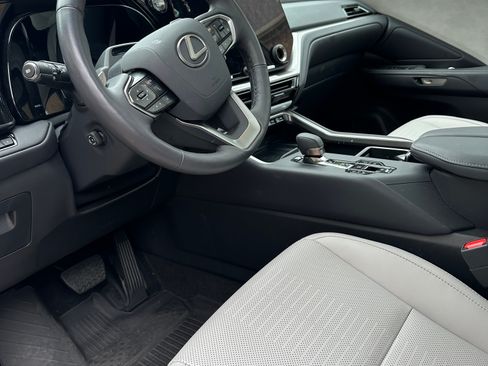 Used 2026 Lexus TX 350 AWD w/ Technology Package image 6