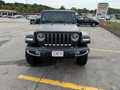 Used 2022 Jeep Wrangler Unlimited Sahara w/ Cold Weather Group image 1