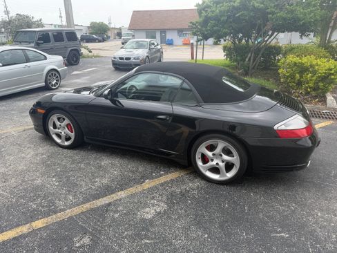 Used 2004 Porsche 911 Carrera 4S AWD/4WD image 6