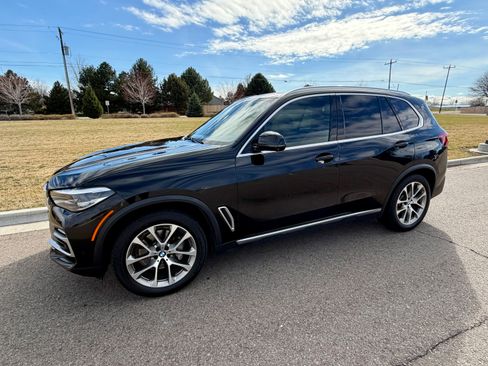 Used 2019 BMW X5 xDrive40i w/ Convenience Package image 1