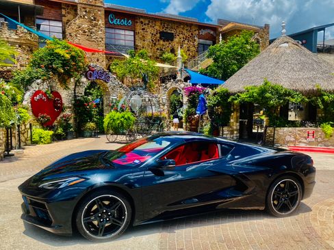 Used 2024 Chevrolet Corvette Stingray Premium Cpe w/ LPO, Roadside Safety Package image 1