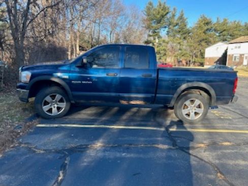 Used 2006 Dodge Ram 1500 Truck SLT image 1